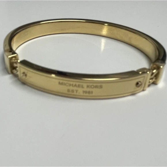 Stunningly pretty Michael Kors bracelets. - Picture 5 of 15